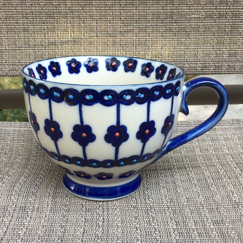 Beautiful tea cup - Picture 2 of 6